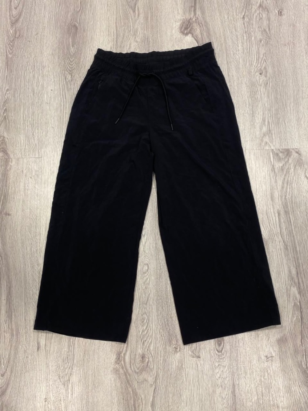 Athleta Black Wide Leg Drawstring Crop Pants 6P